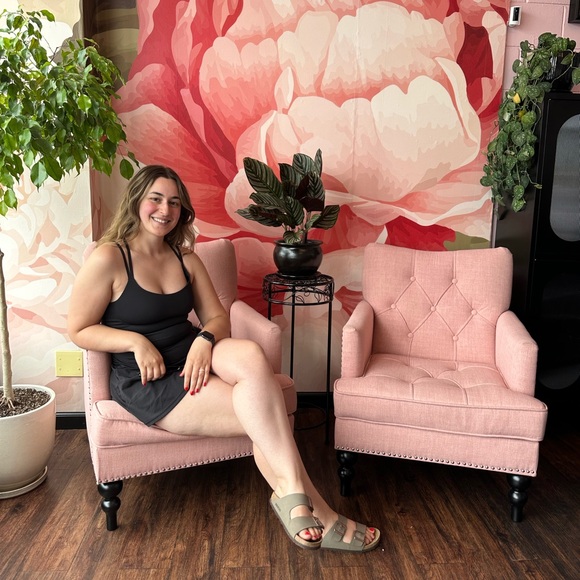 Meet your Posher, Toma - Picture 1 of 8